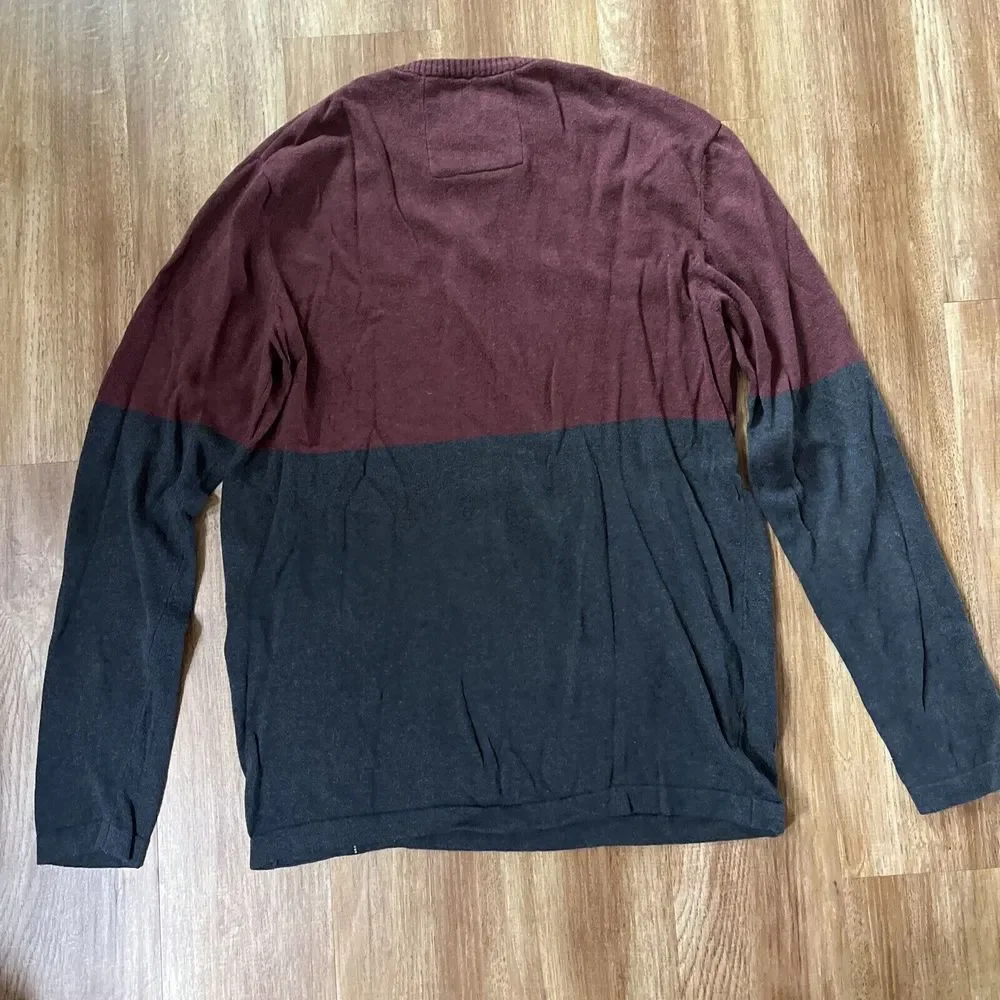 prAna Colorblock Crew‎ Sweater Men's Large Grey Maroon